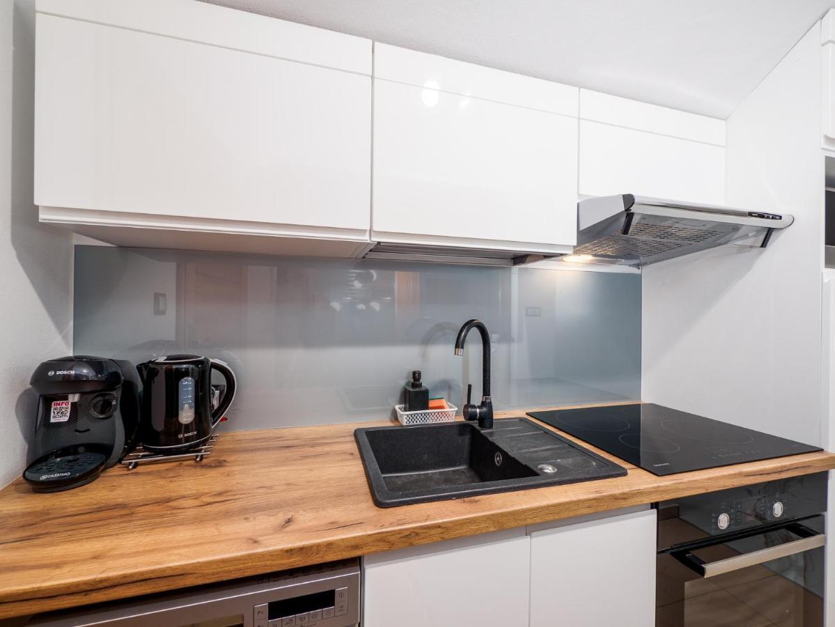 Edelhouse Apartment ชซาฟนีซา ภายนอก รูปภาพ
