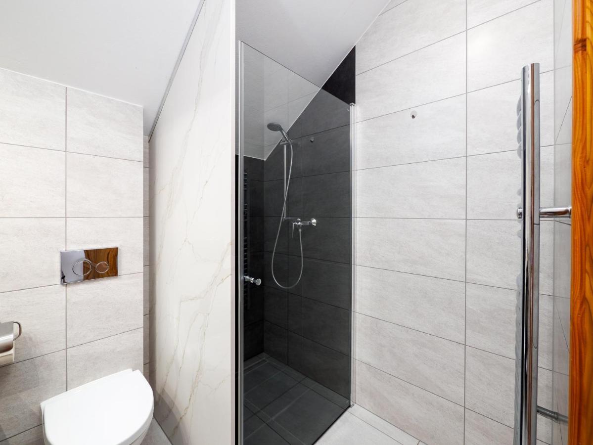 Edelhouse Apartment ชซาฟนีซา ภายนอก รูปภาพ